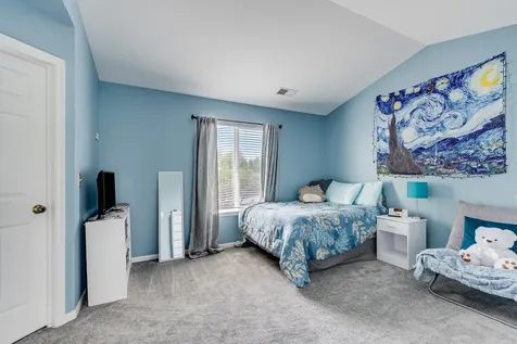 2279 Rebecca Circle Montgomery IL 60538