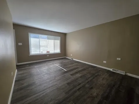 762 Newell Avenue Calumet City IL 60409