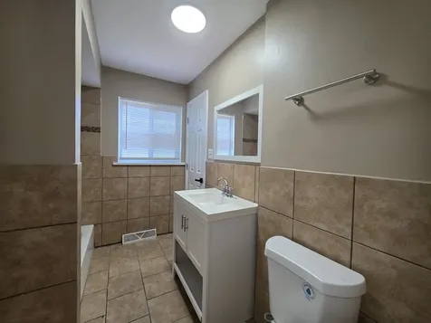 762 Newell Avenue Calumet City IL 60409