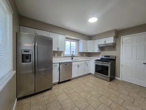 762 Newell Avenue Calumet City IL 60409