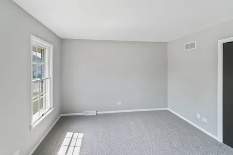 823 Bradoc Street Chicago Heights IL 60411