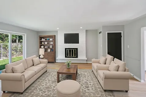 823 Bradoc Street Chicago Heights IL 60411