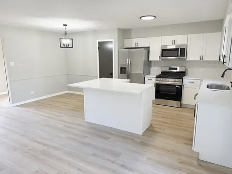 823 Bradoc Street Chicago Heights IL 60411