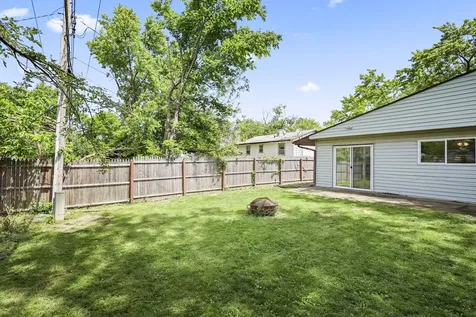 1613 Mary Ann Lane Lockport IL 60441