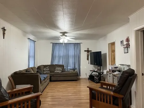 1416 Prospect Avenue Peru IL 61354