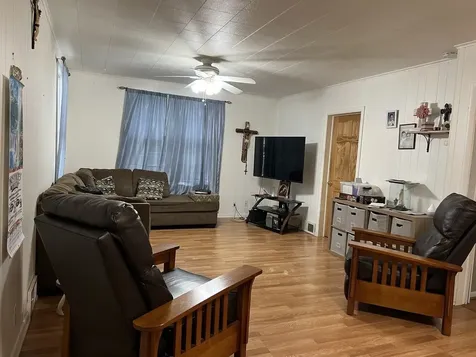 1416 Prospect Avenue Peru IL 61354