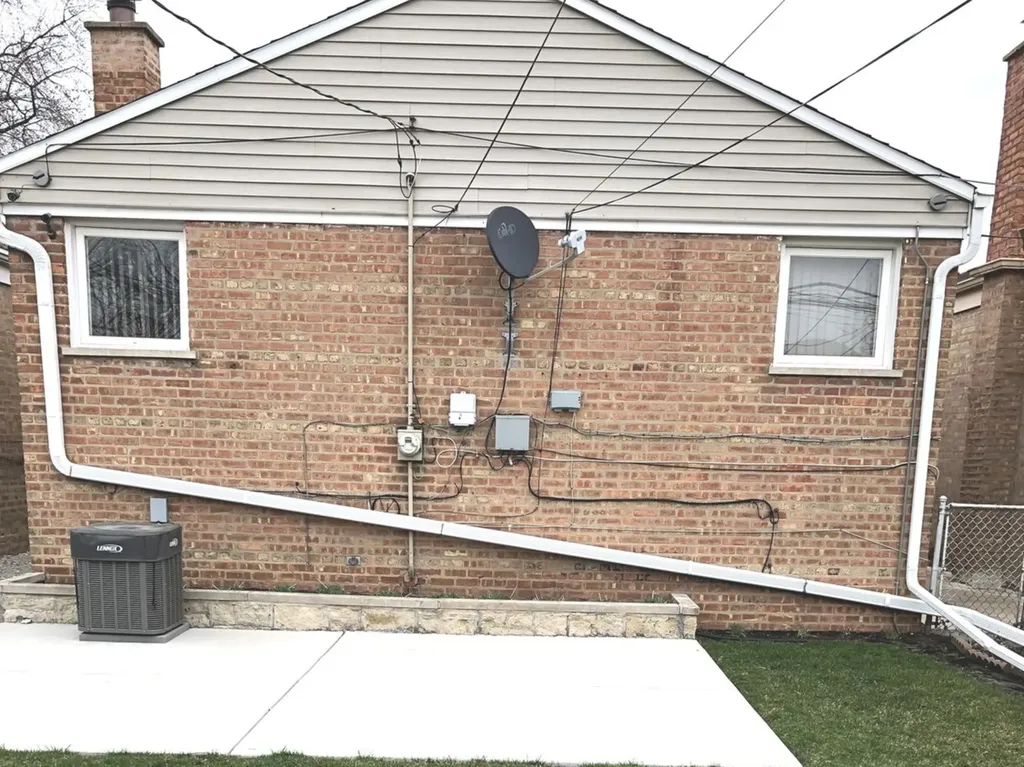 4626 South La Crosse Avenue Chicago IL 60638