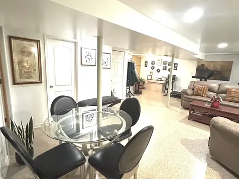 4626 South La Crosse Avenue Chicago IL 60638