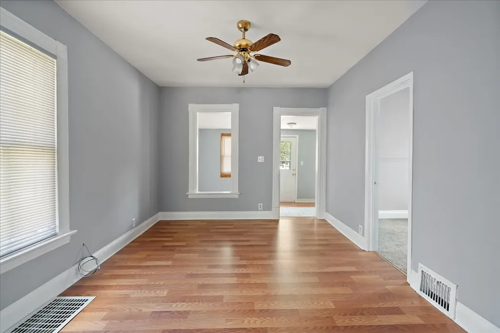 847 Bowditch Avenue Aurora IL 60506