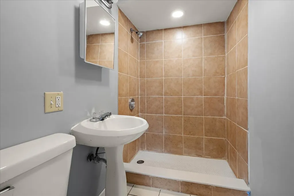847 Bowditch Avenue Aurora IL 60506
