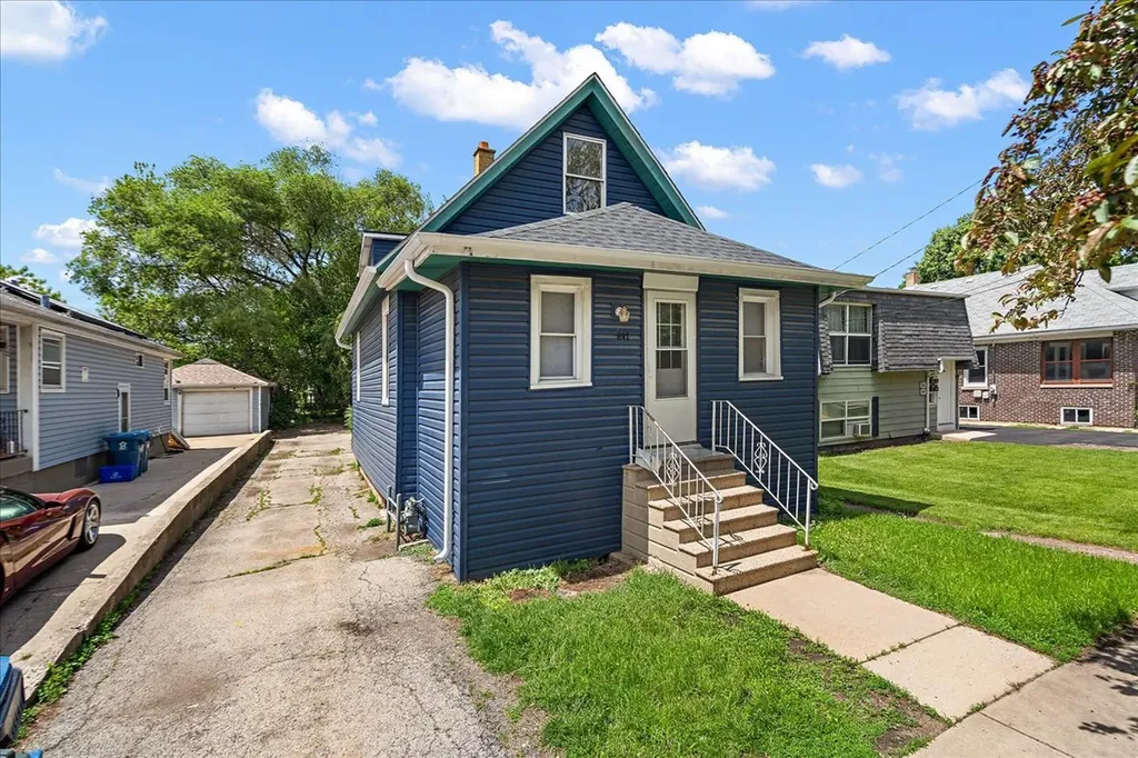 847 Bowditch Avenue Aurora IL 60506