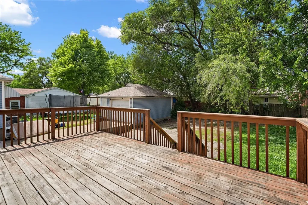 847 Bowditch Avenue Aurora IL 60506