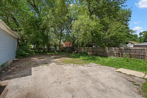 847 Bowditch Avenue Aurora IL 60506
