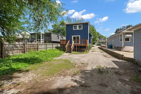847 Bowditch Avenue Aurora IL 60506