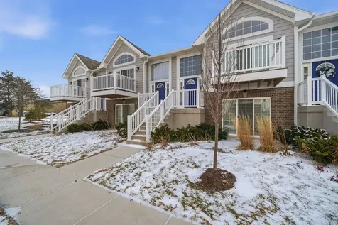 7214 Farmstead Lane Hanover Park IL 60133