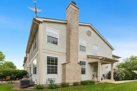 1116 Loganbury Court Elgin IL 60120