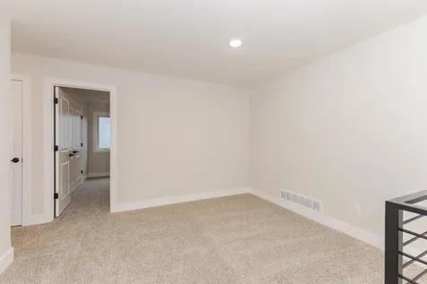 5013 Finlen Lane Bloomington IL 61705