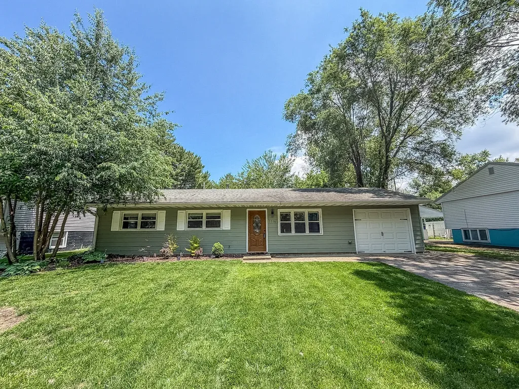 1116 Centennial Drive Champaign IL 61821