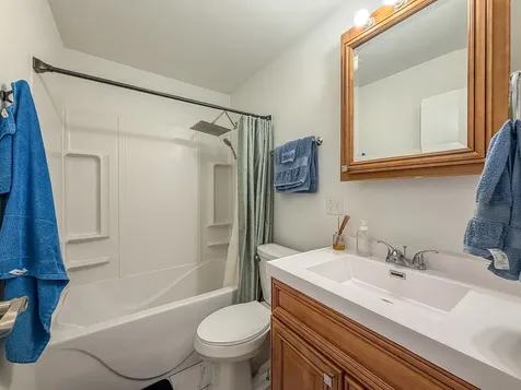 1116 Centennial Drive Champaign IL 61821