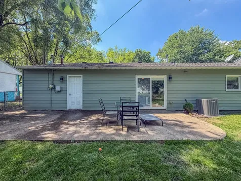 1116 Centennial Drive Champaign IL 61821