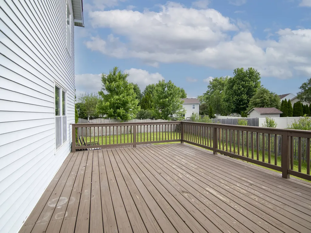 5301 Whisper Meadow Court Plainfield IL 60586