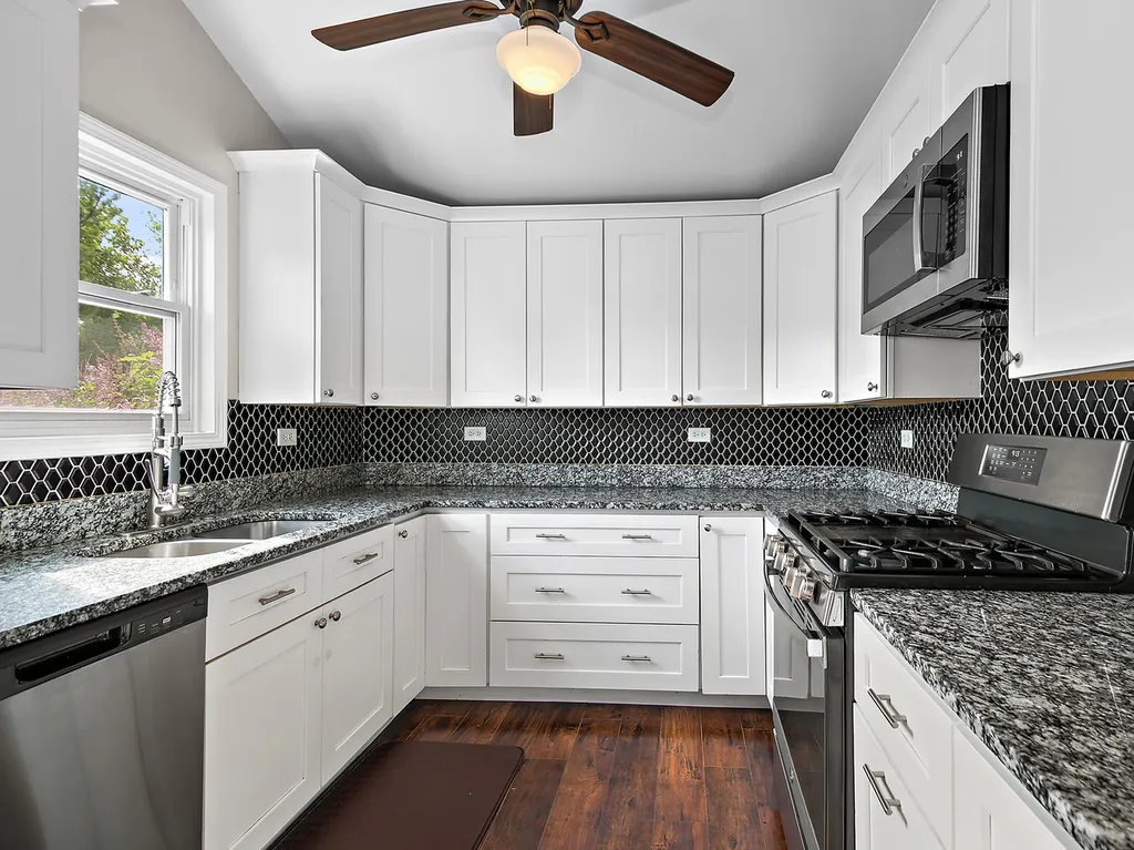 5301 Whisper Meadow Court Plainfield IL 60586
