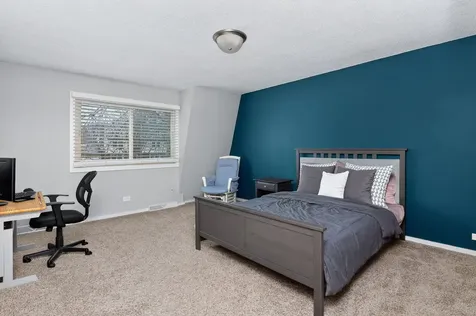 1919 Coach Drive Naperville IL 60565