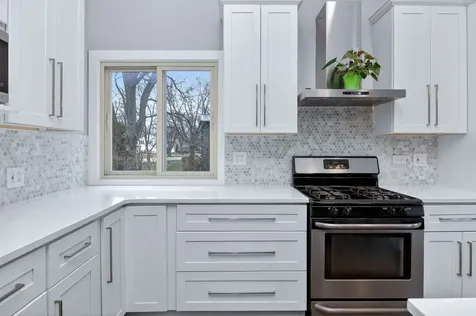 1919 Coach Drive Naperville IL 60565