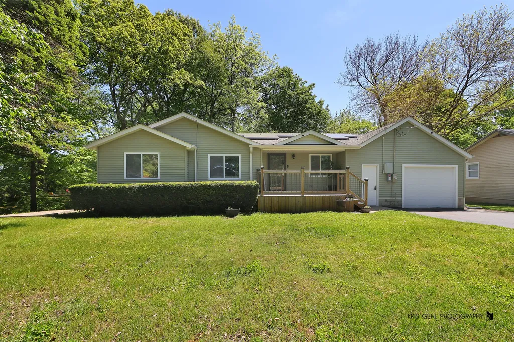 231 Oakdale Avenue Winthrop Harbor IL 60096