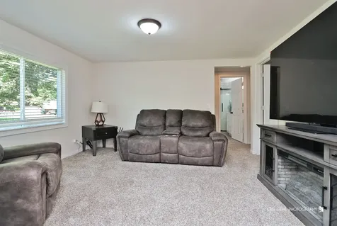 231 Oakdale Avenue Winthrop Harbor IL 60096