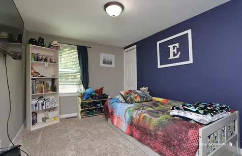 231 Oakdale Avenue Winthrop Harbor IL 60096