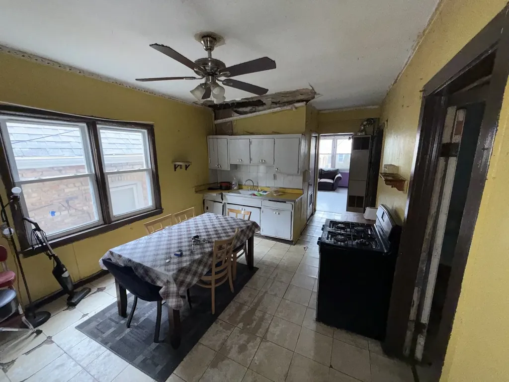 4815 South Winchester Avenue Chicago IL 60609