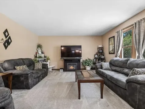 3517 Turnberry Drive Mchenry IL 60050