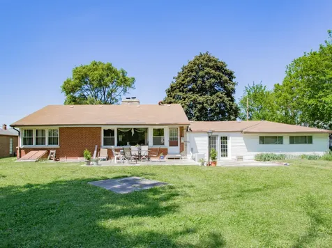 2521 Seminary Avenue Des Plaines IL 60016