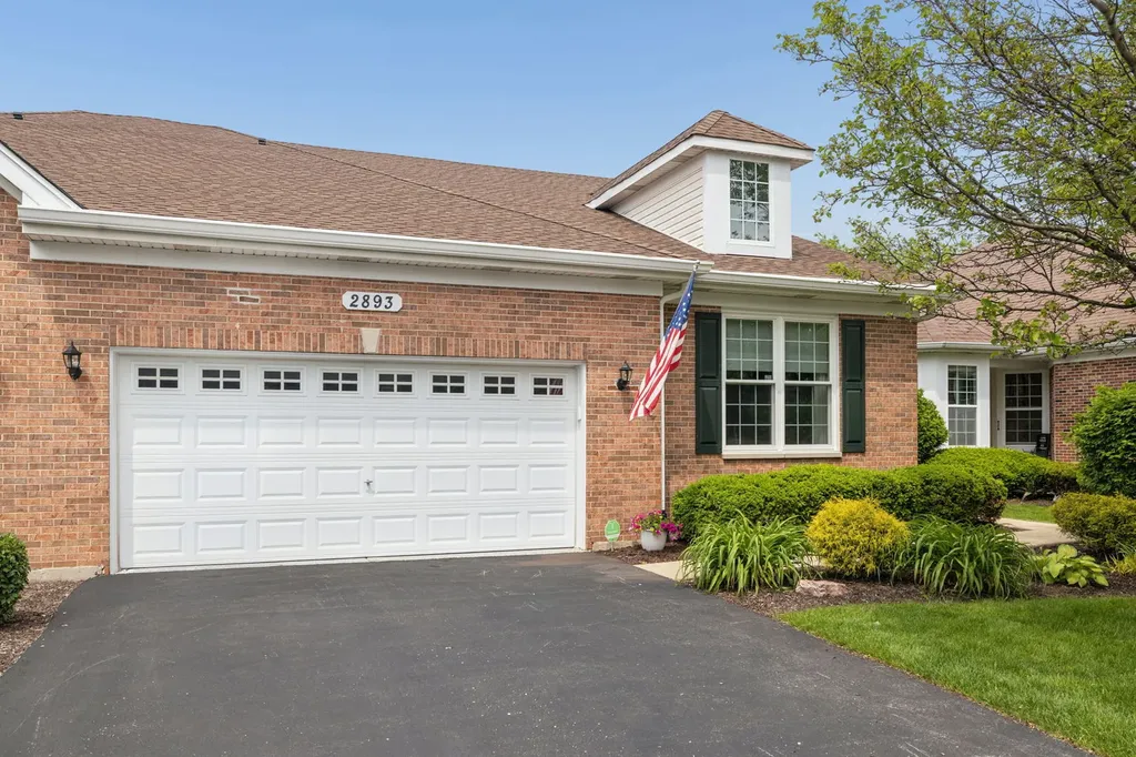 2893 Bond Circle Naperville IL 60563