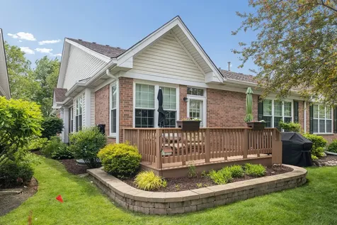 2893 Bond Circle Naperville IL 60563