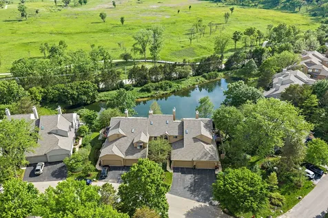 2360 Oak Hill Road Lake Barrington IL 60010