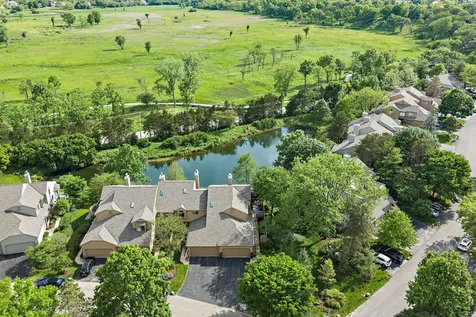 2360 Oak Hill Road Lake Barrington IL 60010