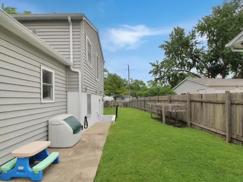200 Inwood Drive Joliet IL 60435