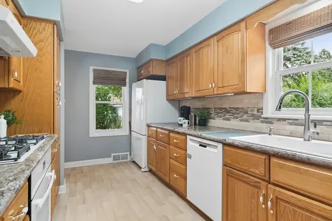 501 North Douglas Avenue Arlington Heights IL 60004