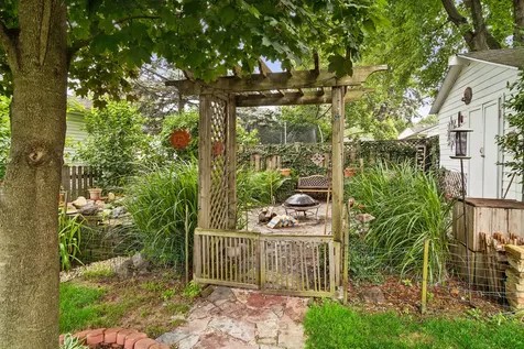 501 North Douglas Avenue Arlington Heights IL 60004
