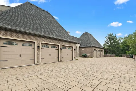 15w181 87TH Street Burr Ridge IL 60527