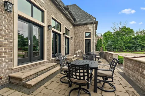 15w181 87TH Street Burr Ridge IL 60527