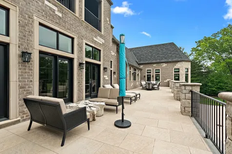 15w181 87TH Street Burr Ridge IL 60527