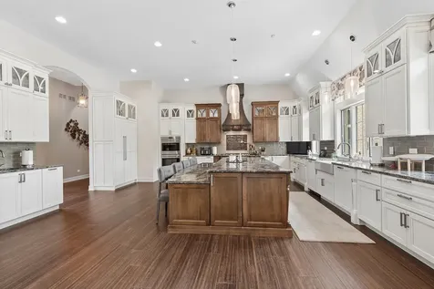 15w181 87TH Street Burr Ridge IL 60527