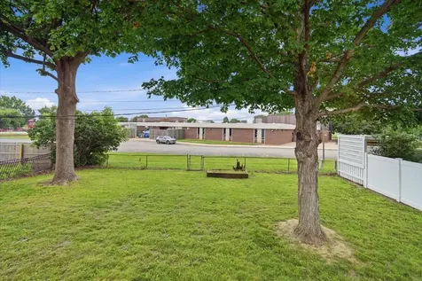 1311 Townley Drive Bloomington IL 61704