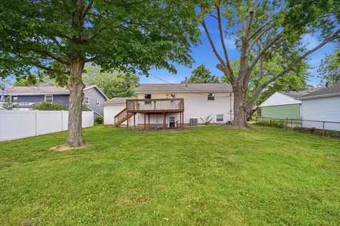 1311 Townley Drive Bloomington IL 61704