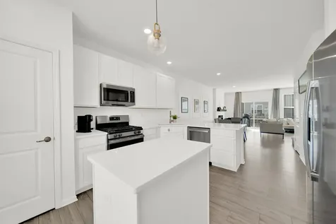 2867 Kessler Drive Mundelein IL 60060