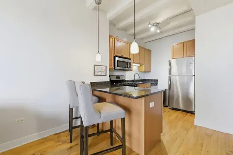 1791 West Howard Street Chicago IL 60626