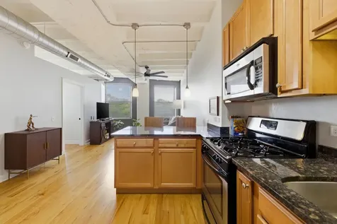 1791 West Howard Street Chicago IL 60626